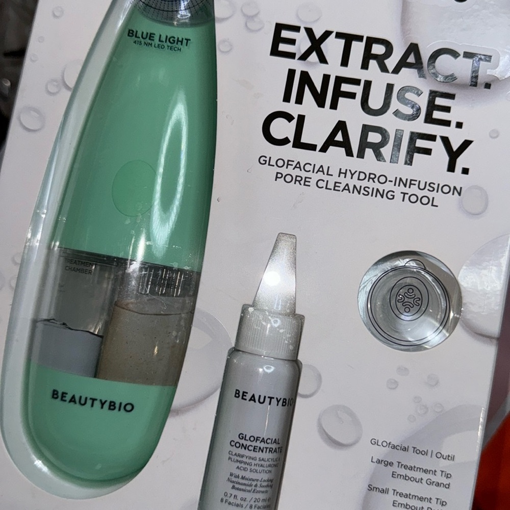 BeautyBio  GLOfacial Hydro Infusion Deep Pore Cleansing